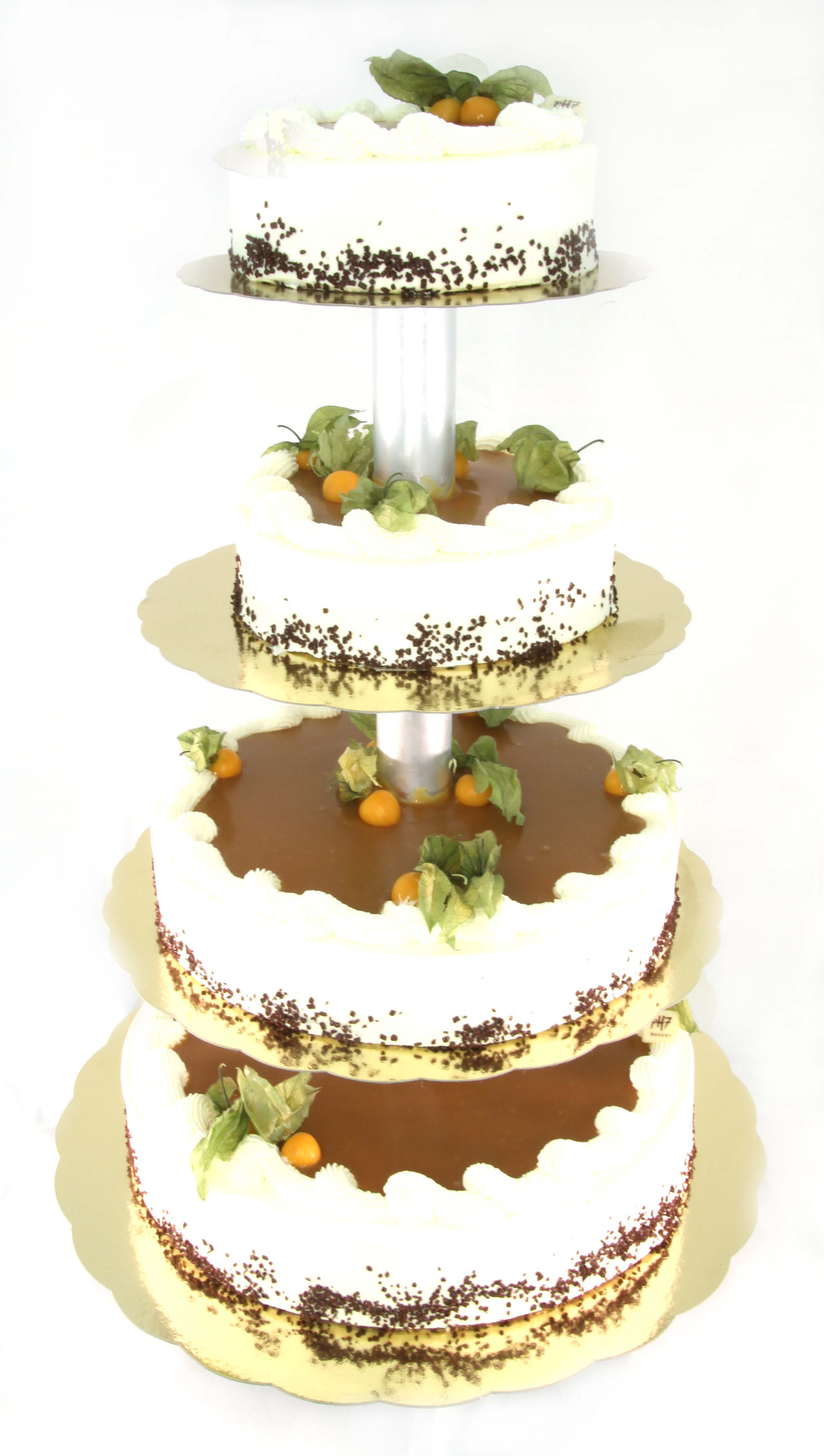 Kinuskikerma- hääkakku