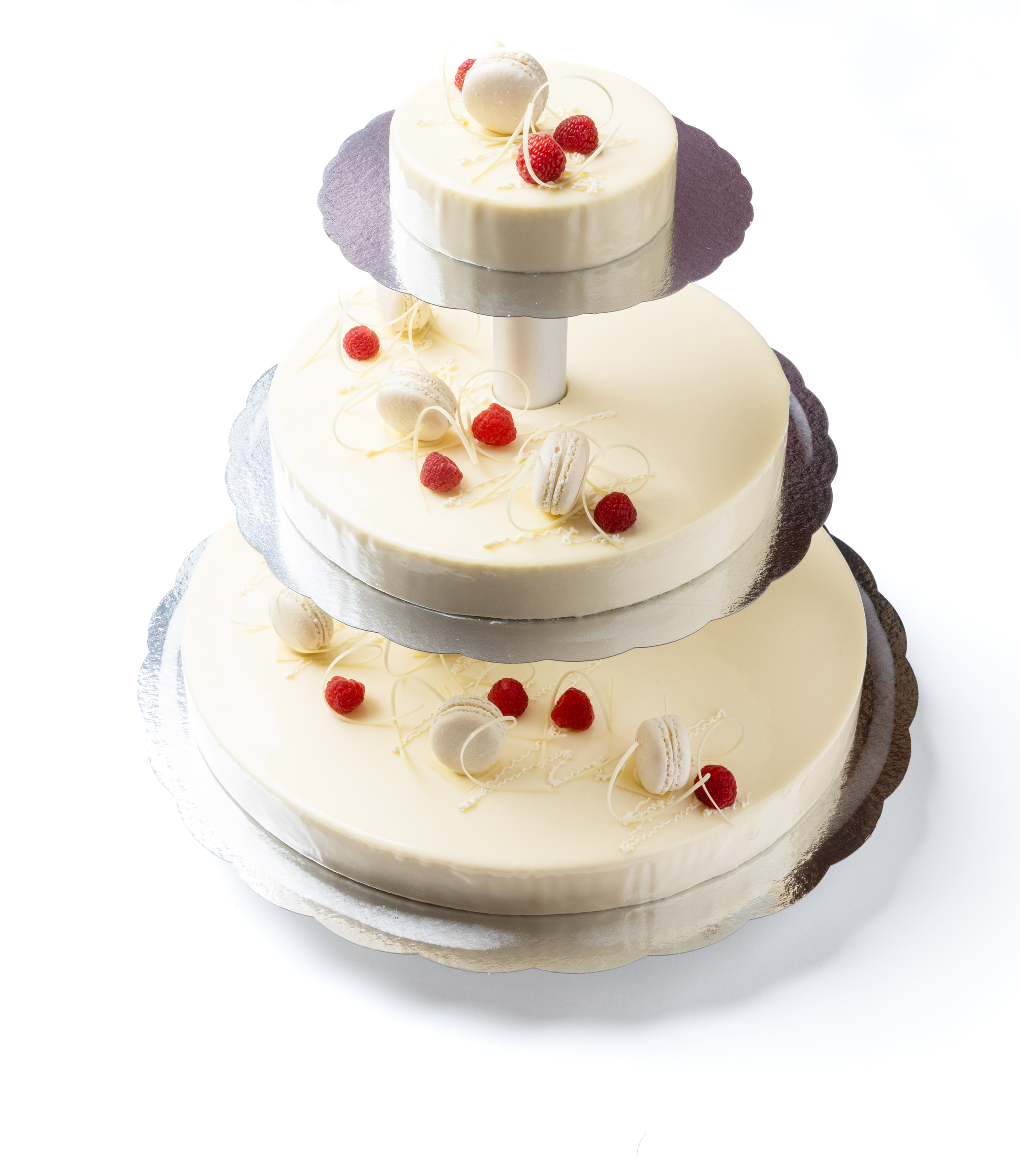 Vadelma-valkosuklaa hääkakku